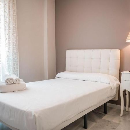 Apartamento Centrico Frente Villa Oniria Гранада Екстериор снимка