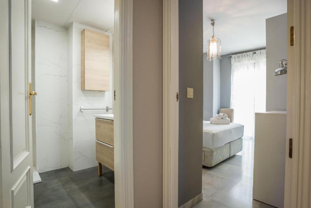 Apartamento Centrico Frente Villa Oniria Гранада Екстериор снимка